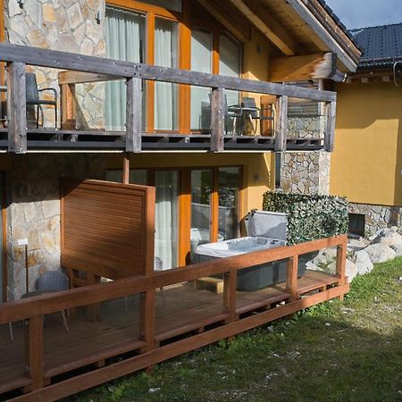 Chalet Jasna Wellness Apartment Maxim Jacuzzi & Sauna デマノブスカ・ドリーナ エクステリア 写真