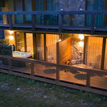 Chalet Jasna Wellness Apartment Maxim Jacuzzi & Sauna デマノブスカ・ドリーナ エクステリア 写真