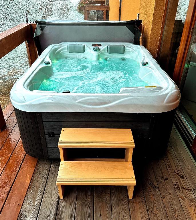 Chalet Jasna Wellness Apartment Maxim Jacuzzi & Sauna デマノブスカ・ドリーナ エクステリア 写真
